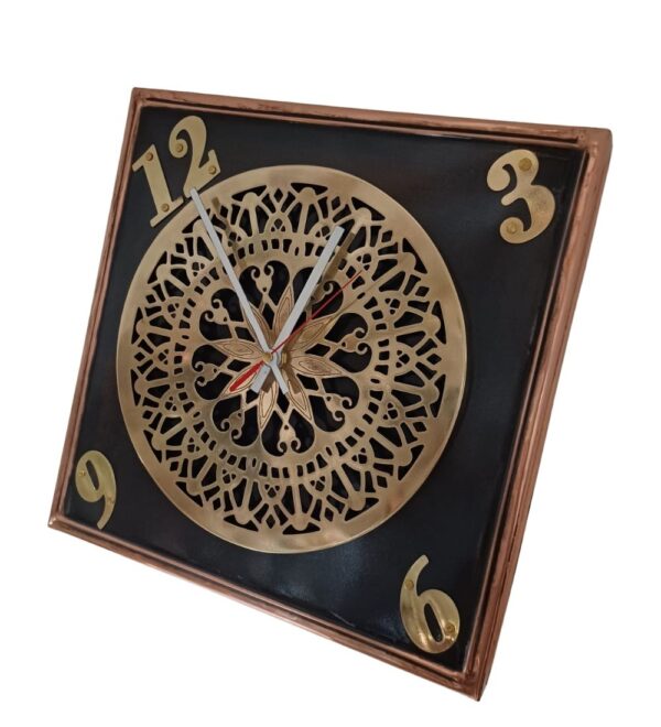 orologio-in-rame-lucido