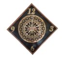 Orologio da parete in rame verde con profili lucidi e rosone centrale in ottone traforato lucido con lacca trasparente